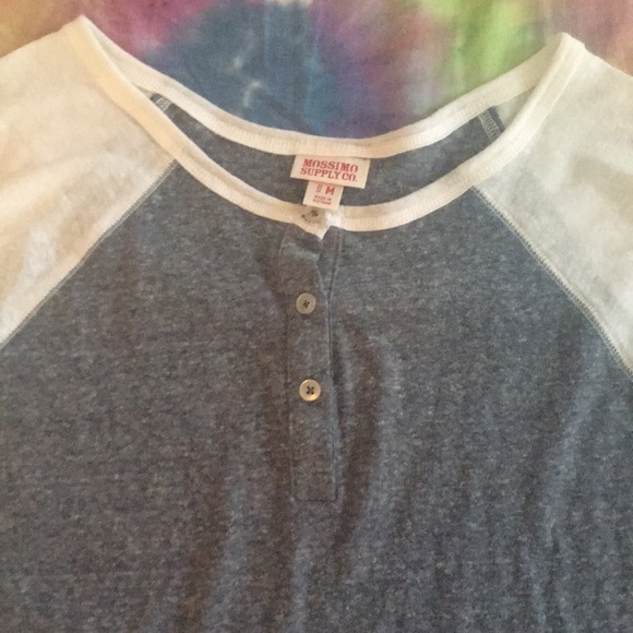 Mossimo navy and white henley 3/4 M - Picture 2 of 3